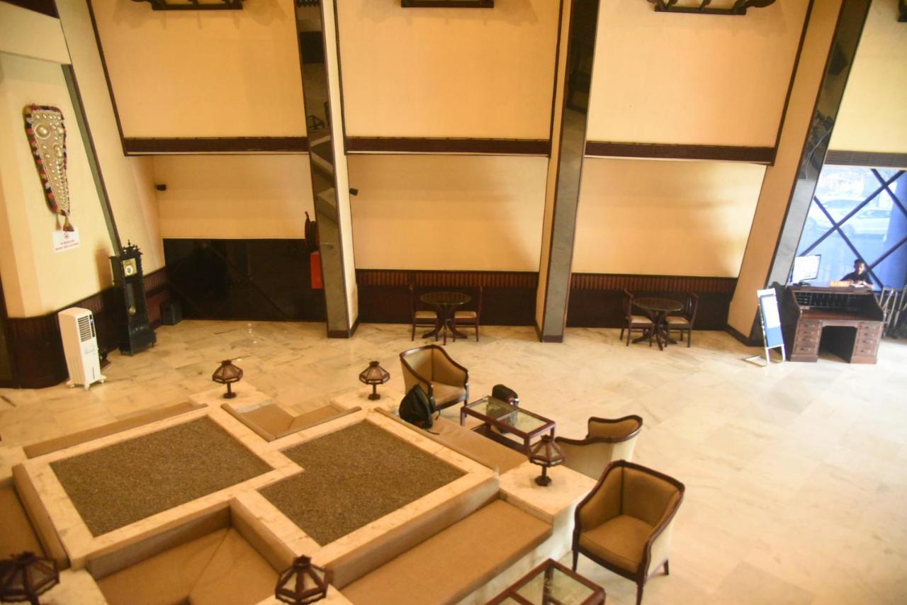 Manuelsons Malabar Palace Kozhikode Exterior foto